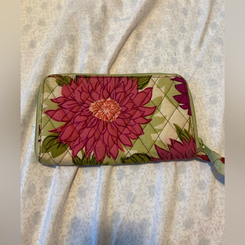 Vera Bradley pink and green dahlia wristlet